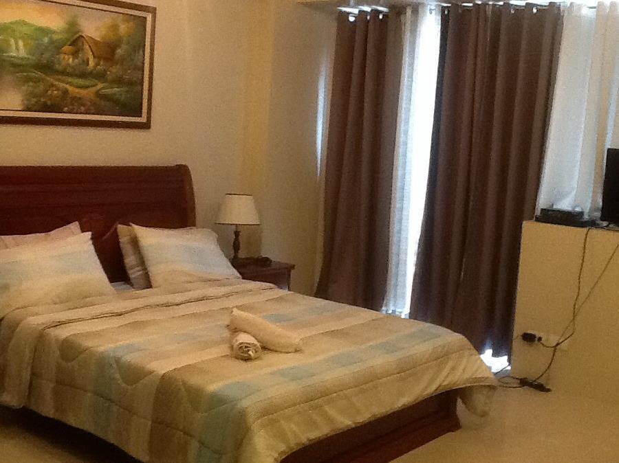 Palm Tree - Genlex Condominium Manila Eksteriør billede